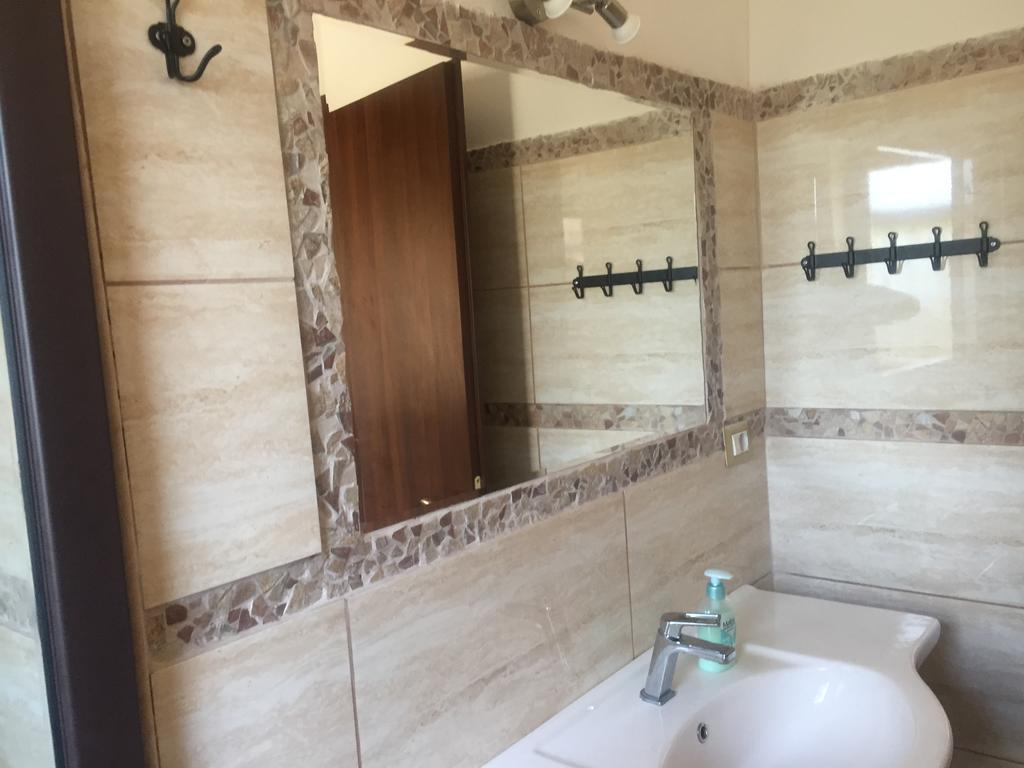 Elvyhouse Beach Катания Екстериор снимка